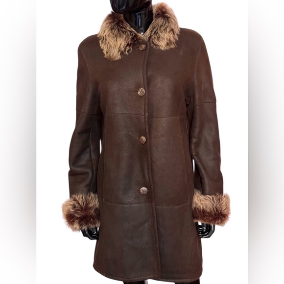 Siennastudio brown shearling jacket - Picture 1 of 13